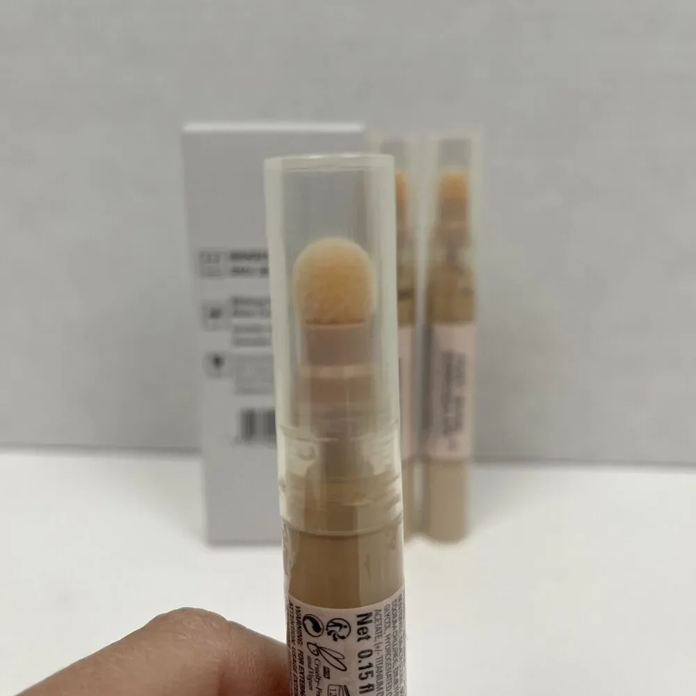 Revolution Fast Base Concealer C5 Lightweight Buildable 0.15 fl oz Lot of 3